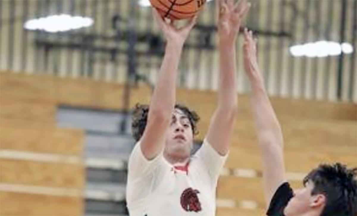Lely's Anthony Deibis-Silverstein.